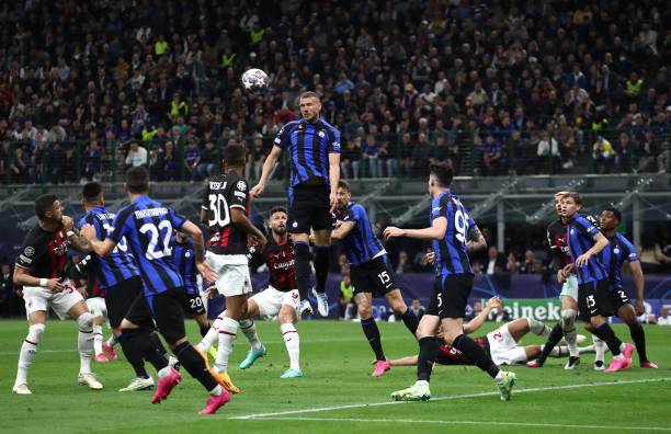 稳定且具有 稳定且具有