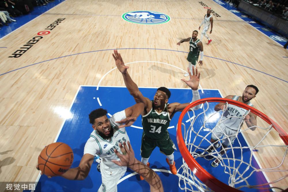 在足球比赛 在足球比赛